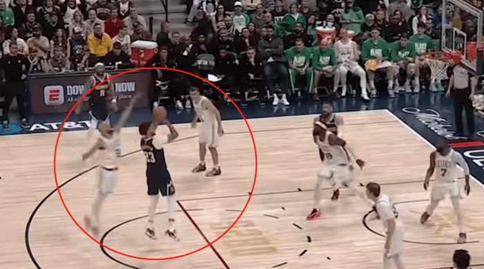 怀特防守预判无缝覆盖多位置 75抢断93盖帽创队史