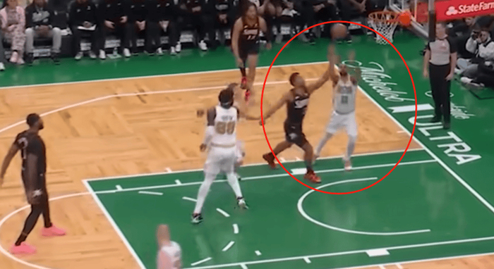 怀特防守预判无缝覆盖多位置 75抢断93盖帽创队史